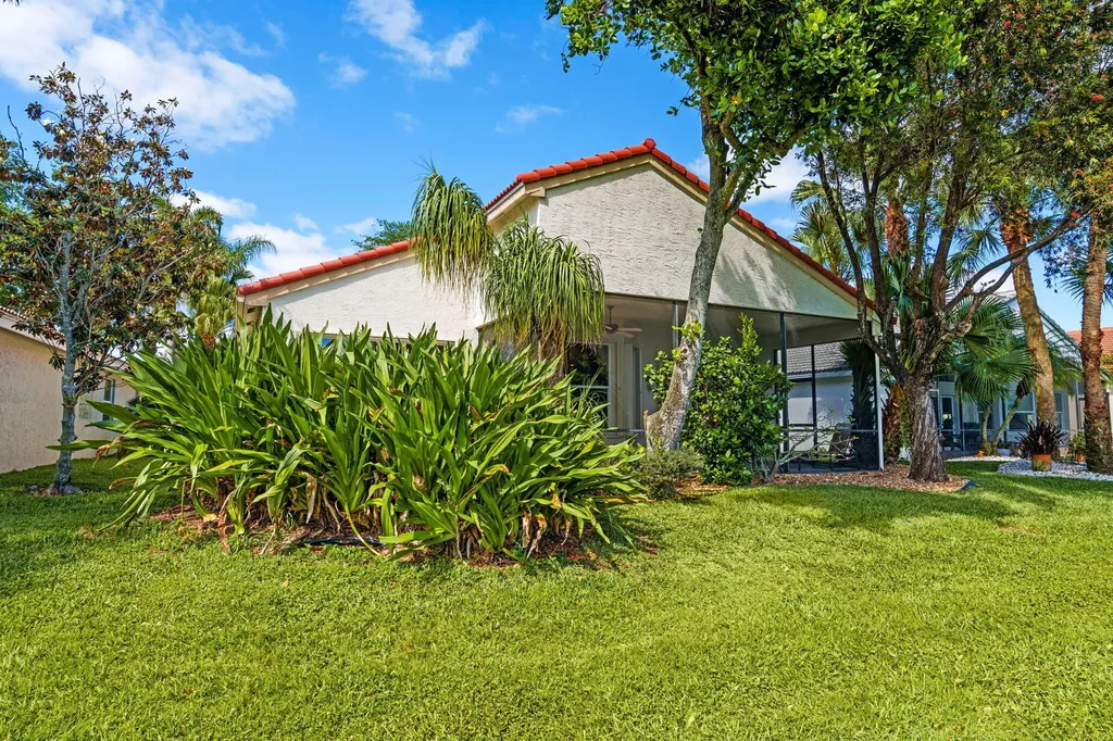 6530 Hawaiian Avenue Boynton Beach FL 33437