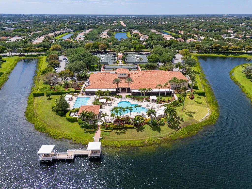 6530 Hawaiian Avenue Boynton Beach FL 33437