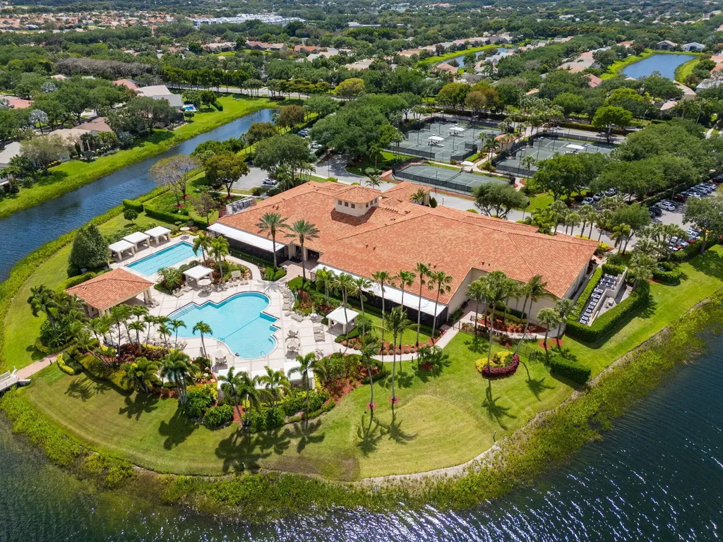 6530 Hawaiian Avenue Boynton Beach FL 33437