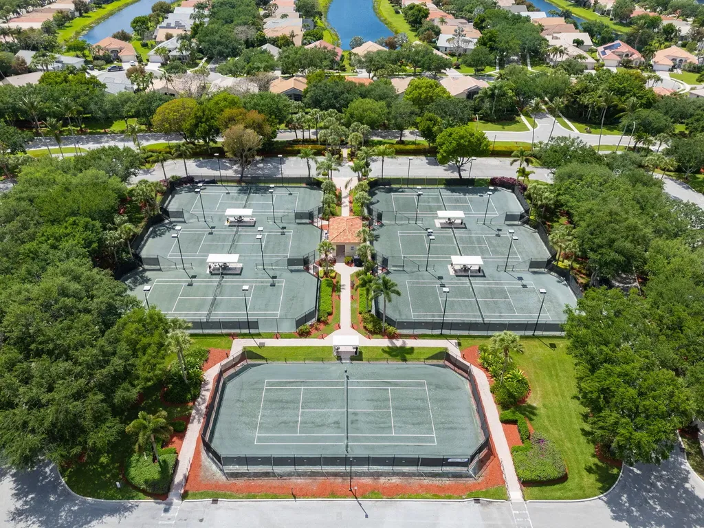 6530 Hawaiian Avenue Boynton Beach FL 33437
