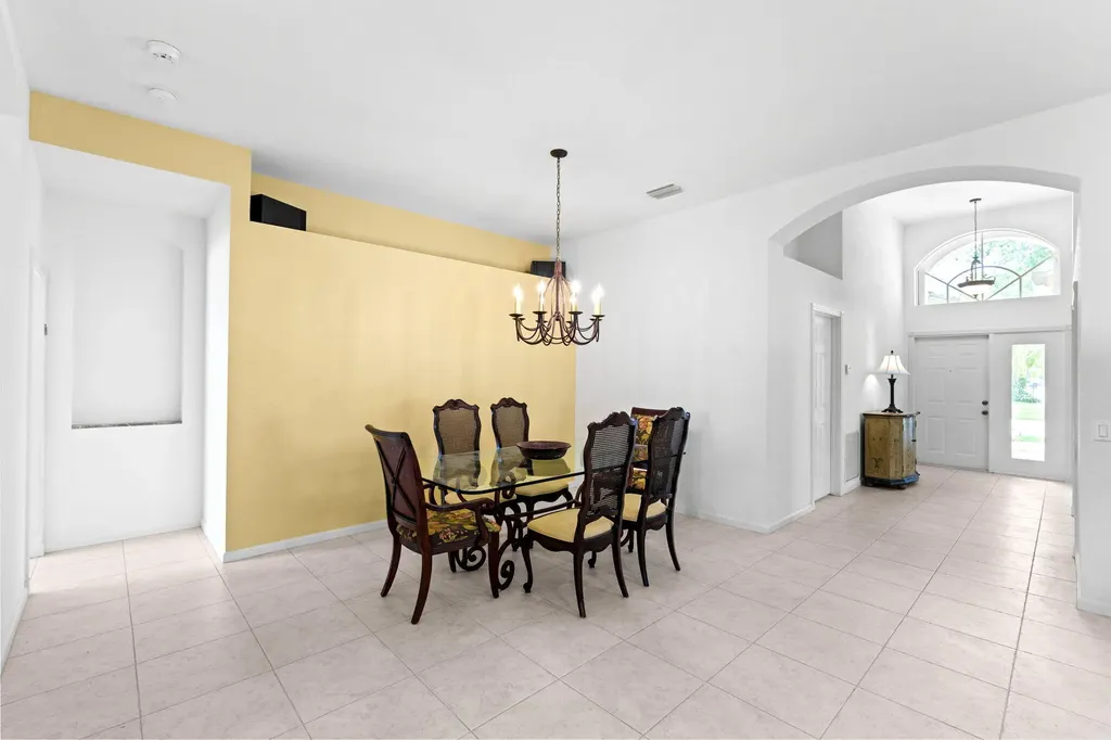 6530 Hawaiian Avenue Boynton Beach FL 33437