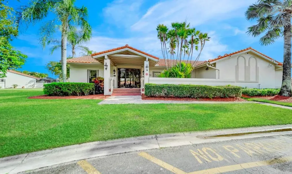 20020 Rima Circle Boca Raton FL 33434