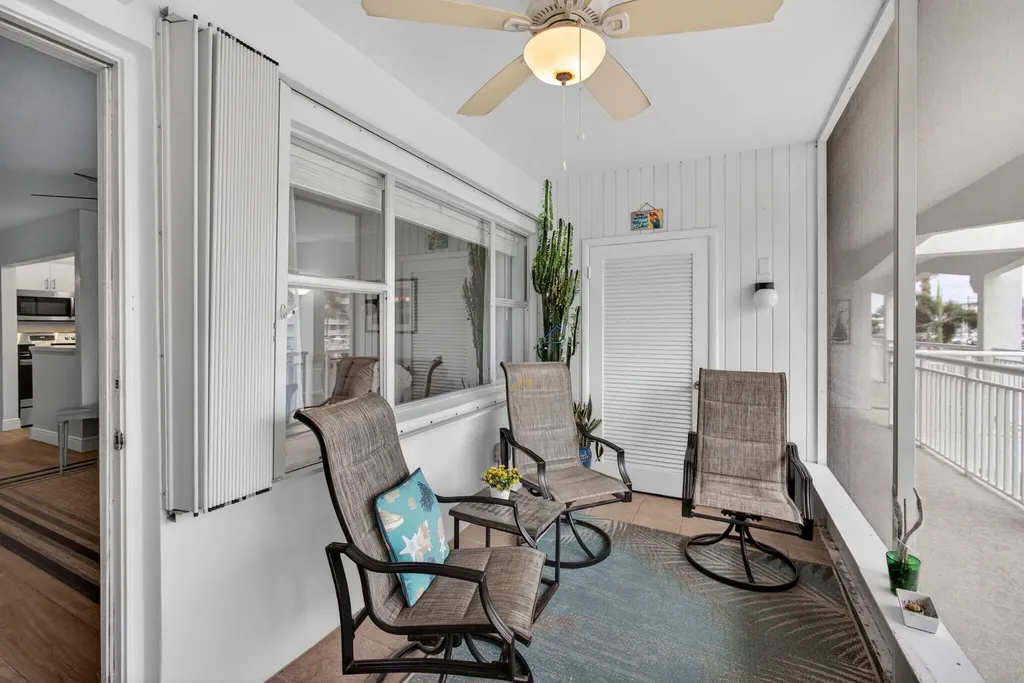 111 Shore Court North Palm Beach FL 33408