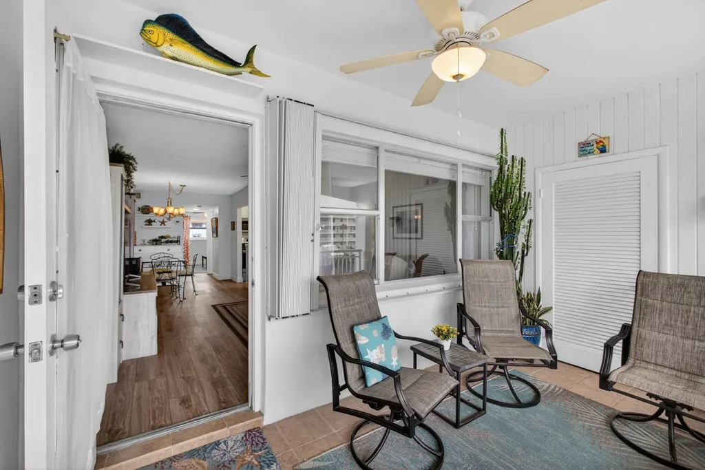 111 Shore Court North Palm Beach FL 33408