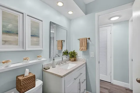 111 Shore Court North Palm Beach FL 33408