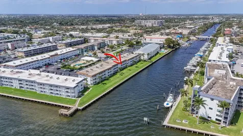 111 Shore Court North Palm Beach FL 33408