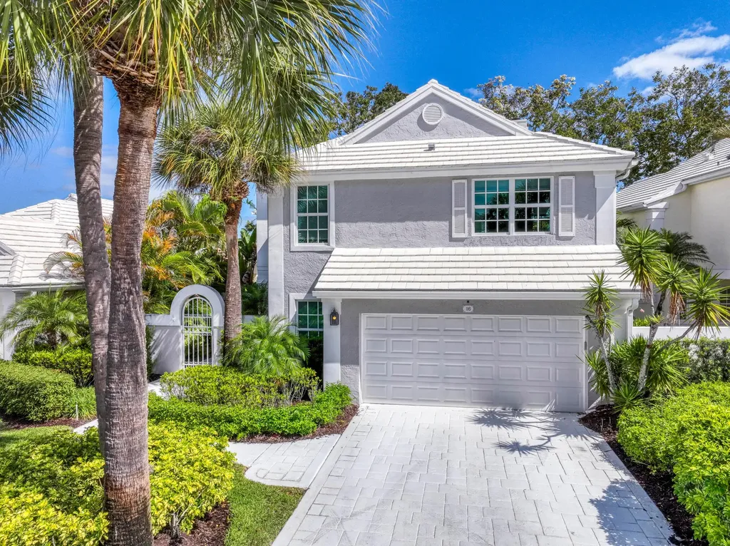 16 Windsor Lane Palm Beach Gardens FL 33418