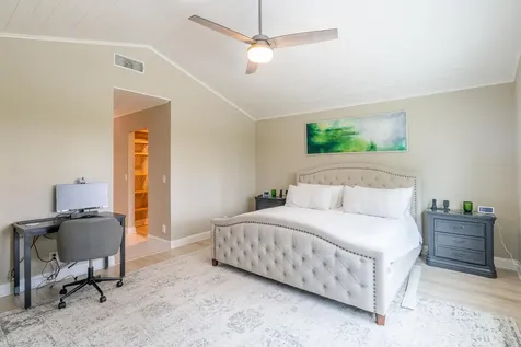 16 Windsor Lane Palm Beach Gardens FL 33418
