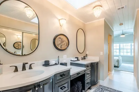 16 Windsor Lane Palm Beach Gardens FL 33418