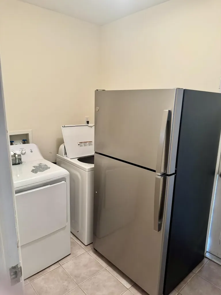 5805 NE 21st Avenue Fort Lauderdale FL 33308