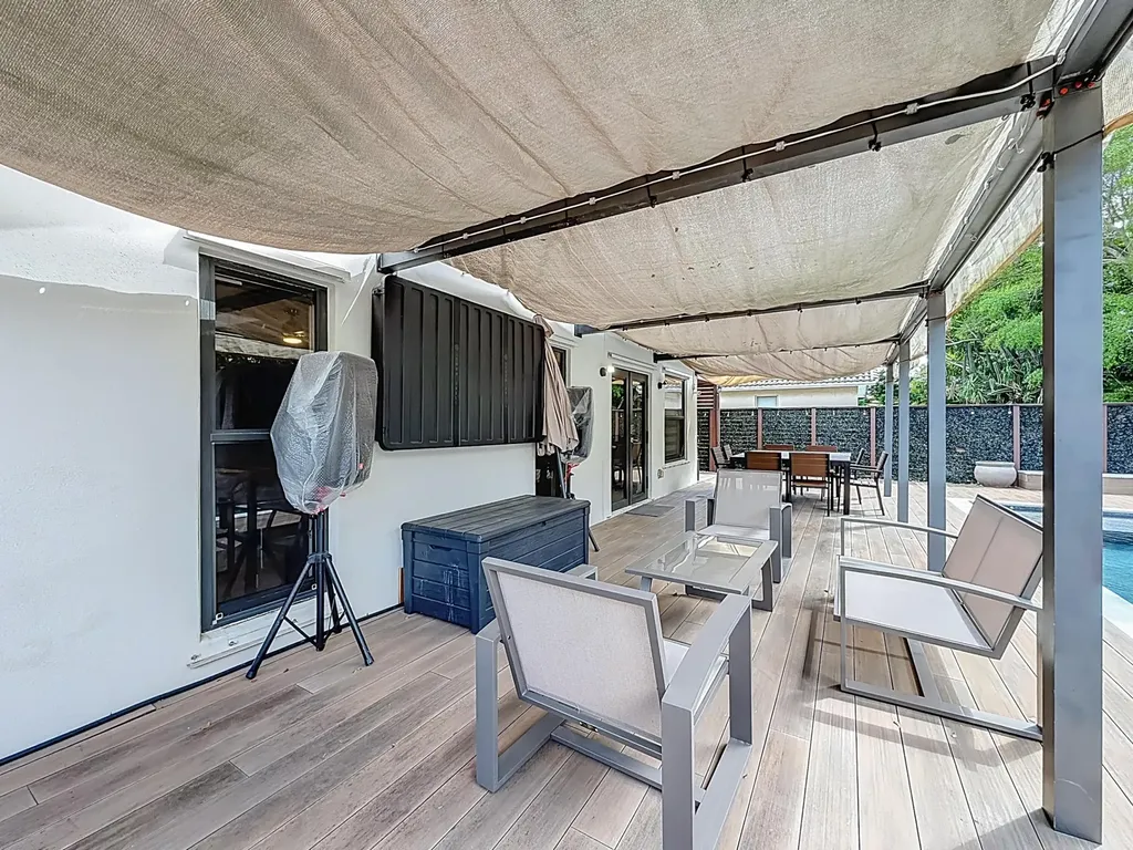 1820 NW 93rd Terrace Coral Springs FL 33071
