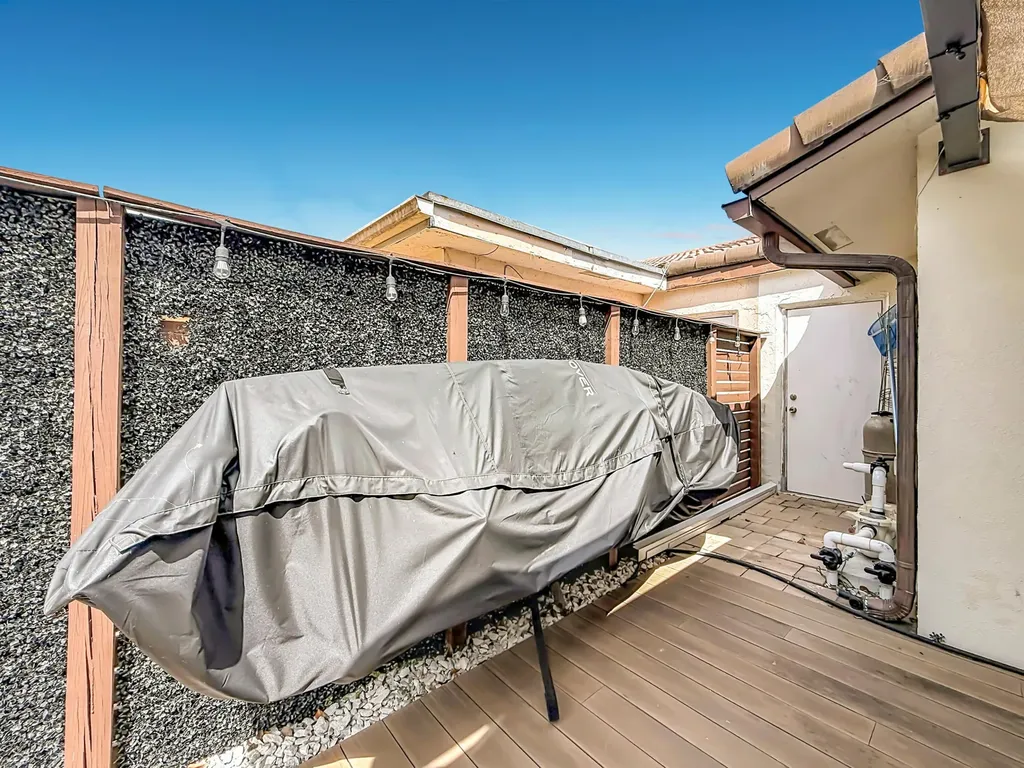 1820 NW 93rd Terrace Coral Springs FL 33071