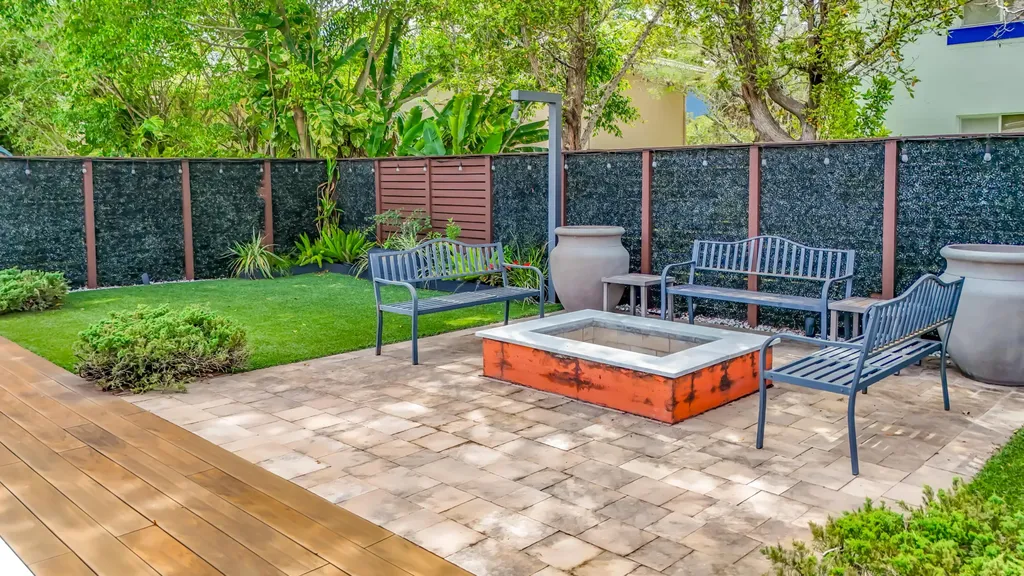1820 NW 93rd Terrace Coral Springs FL 33071