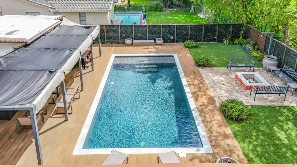 1820 NW 93rd Terrace Coral Springs FL 33071