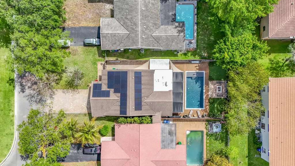 1820 NW 93rd Terrace Coral Springs FL 33071