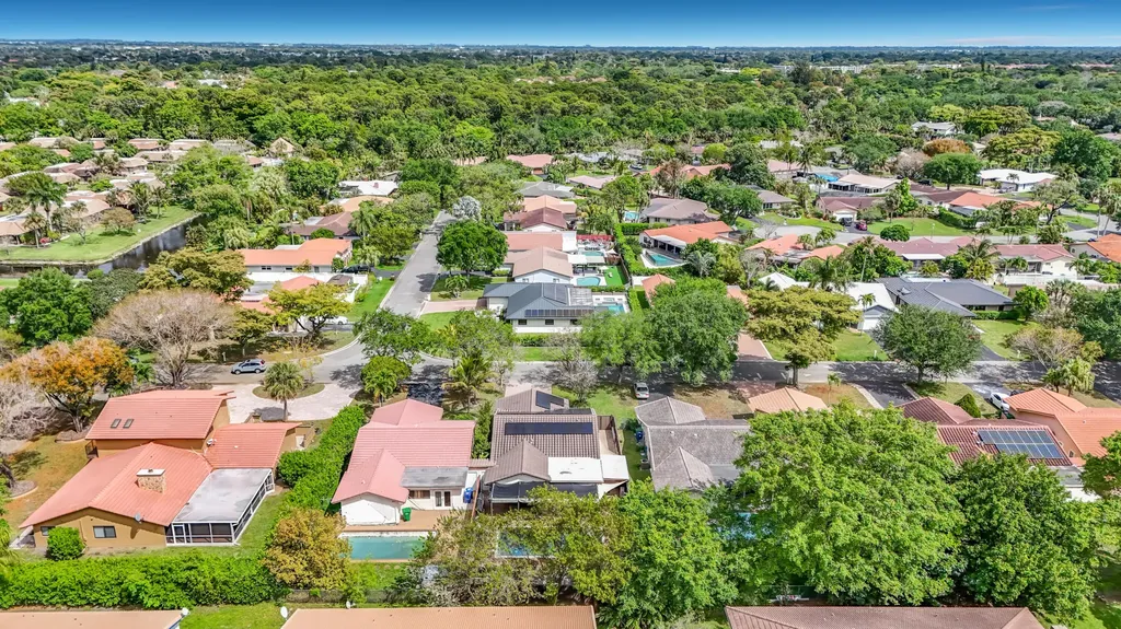 1820 NW 93rd Terrace Coral Springs FL 33071
