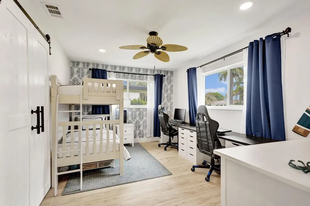 275 SW 14th Street Pompano Beach FL 33060