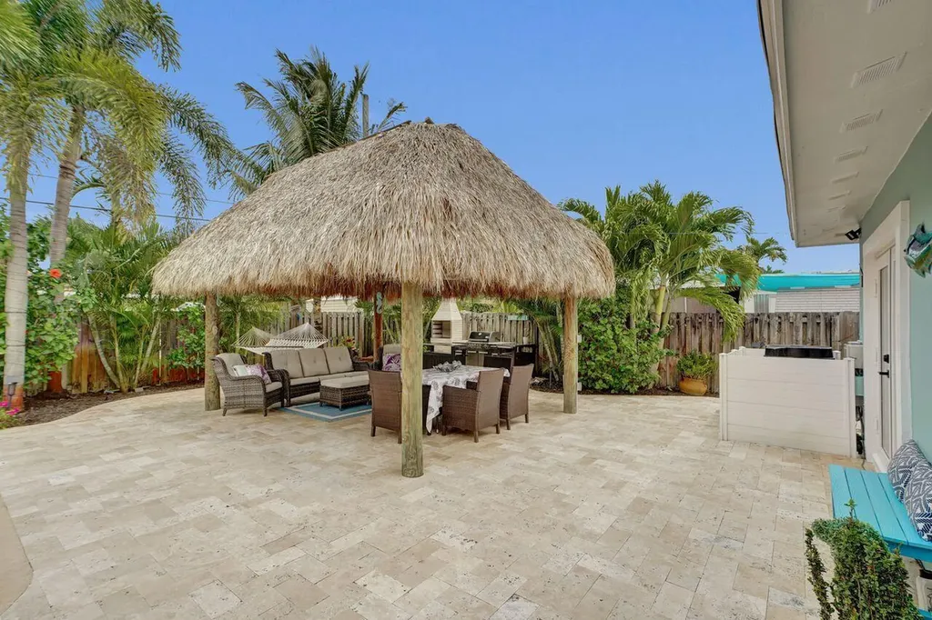 275 SW 14th Street Pompano Beach FL 33060