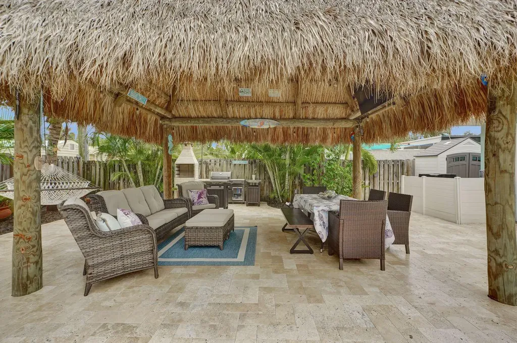 275 SW 14th Street Pompano Beach FL 33060