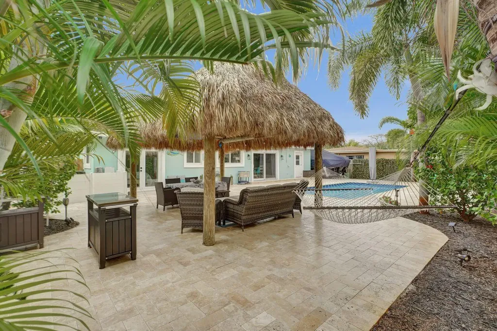 275 SW 14th Street Pompano Beach FL 33060