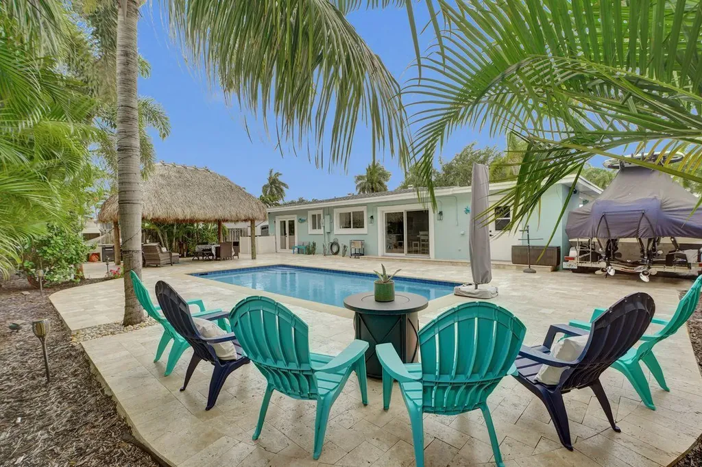 275 SW 14th Street Pompano Beach FL 33060