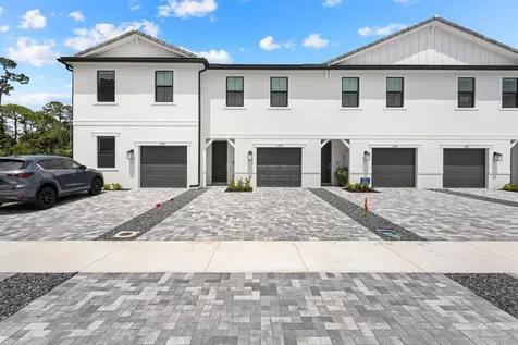 4333 Efendi Drive Lantana FL 33462