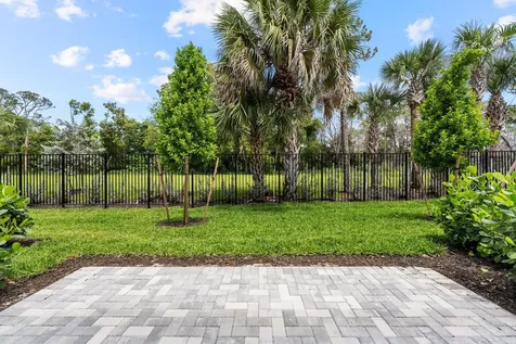 4333 Efendi Drive Lantana FL 33462
