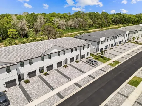 4333 Efendi Drive Lantana FL 33462