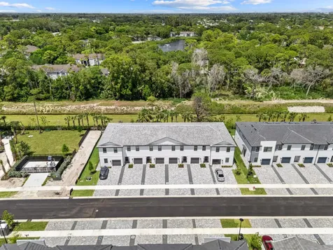 4333 Efendi Drive Lantana FL 33462
