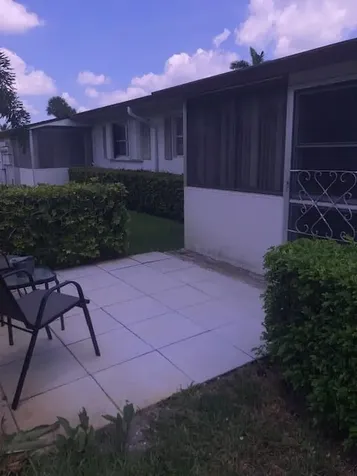 2845 E Crosley Drive Drive E West Palm Beach FL 33415