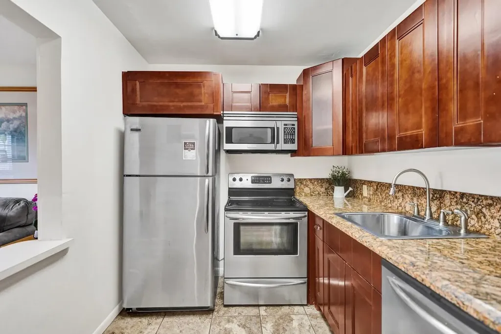 189 Brighton E Boca Raton FL 33434