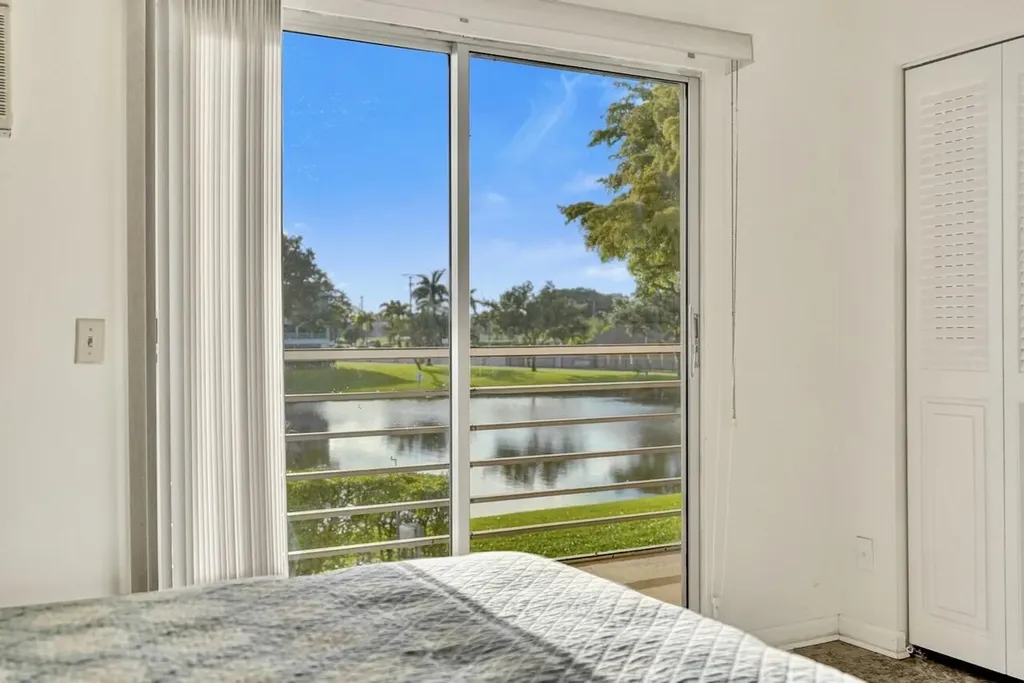 189 Brighton E Boca Raton FL 33434