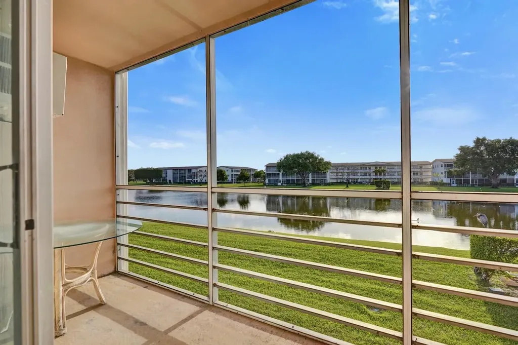 189 Brighton E Boca Raton FL 33434