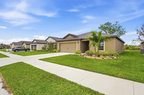 5240 Imagination Drive Fort Pierce FL 34947