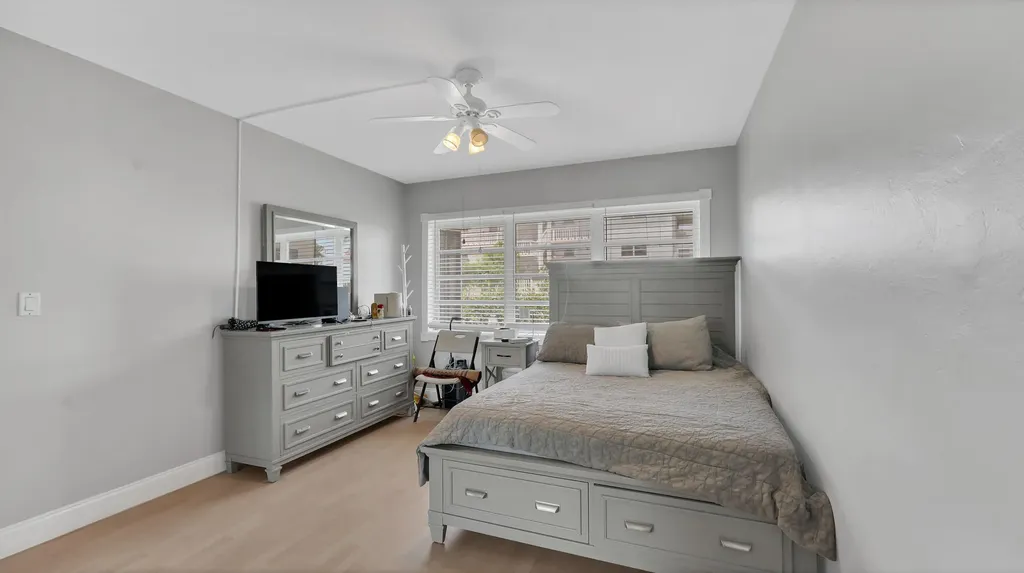 298 SE 6th Avenue Pompano Beach FL 33060