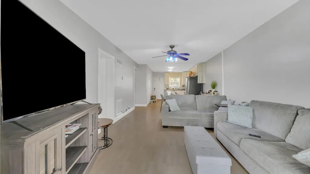 298 SE 6th Avenue Pompano Beach FL 33060