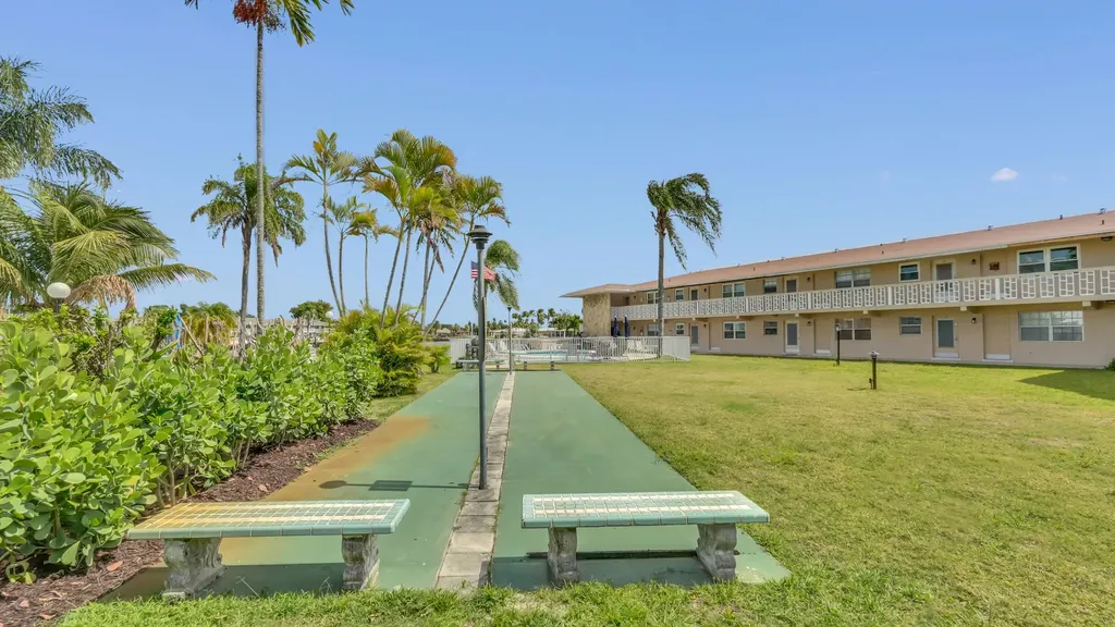 298 SE 6th Avenue Pompano Beach FL 33060