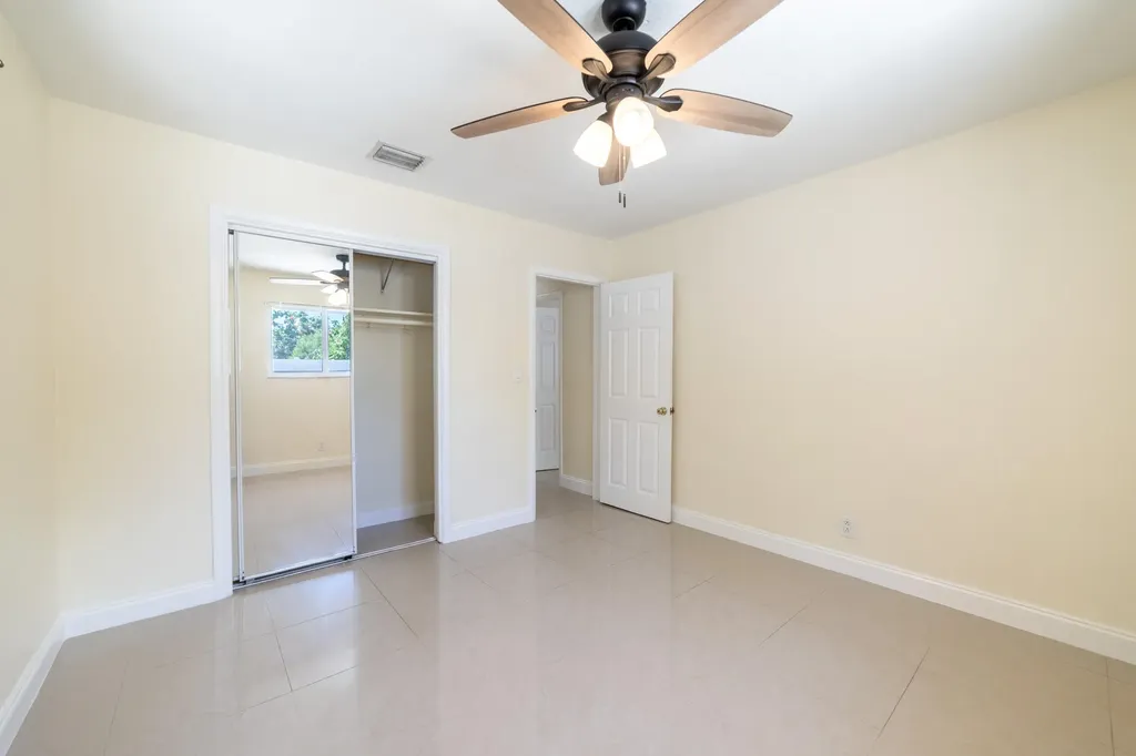 3730 NE 13th Terrace Pompano Beach FL 33064