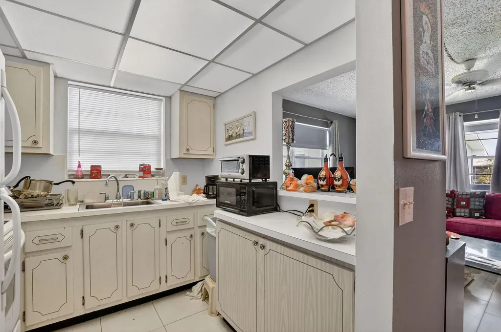 313 Durham Circle Deerfield Beach FL 33442