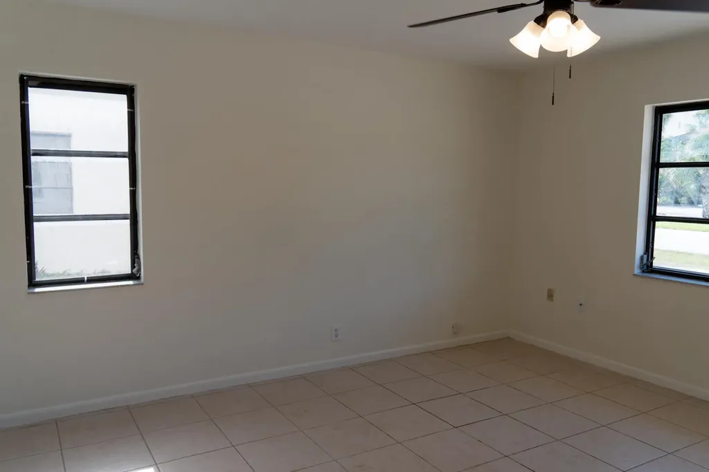 230 SW 1st Street Boca Raton FL 33432