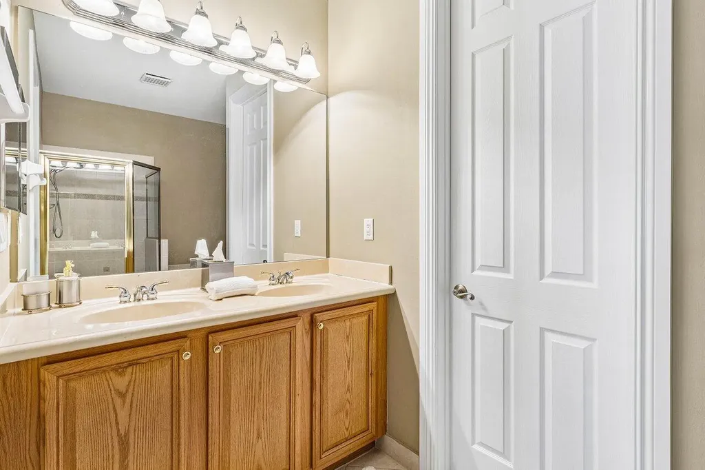 23069 Addison Lakes Circle Boca Raton FL 33433