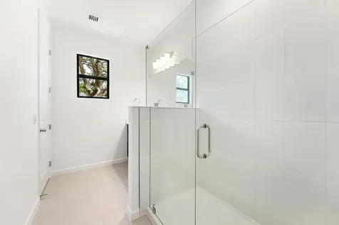 4315 Efendi Drive Lantana FL 33462