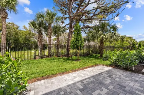 4315 Efendi Drive Lantana FL 33462