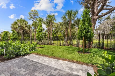 4315 Efendi Drive Lantana FL 33462