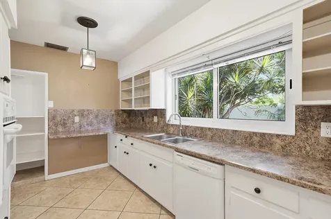 1431 S Ocean Boulevard Lauderdale By The Sea FL 33062