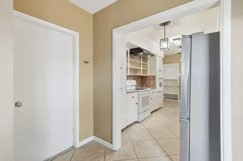 1431 S Ocean Boulevard Lauderdale By The Sea FL 33062