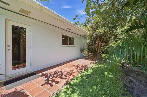 1431 S Ocean Boulevard Lauderdale By The Sea FL 33062