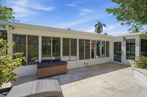 1431 S Ocean Boulevard Lauderdale By The Sea FL 33062