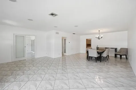 1431 S Ocean Boulevard Lauderdale By The Sea FL 33062