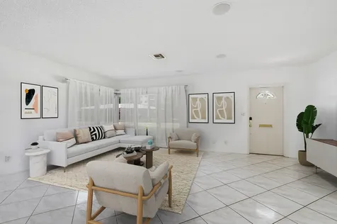 1431 S Ocean Boulevard Lauderdale By The Sea FL 33062